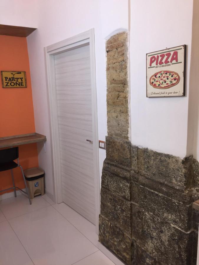 L'Antico Borgo Angioino Apartment Napoli Ngoại thất bức ảnh