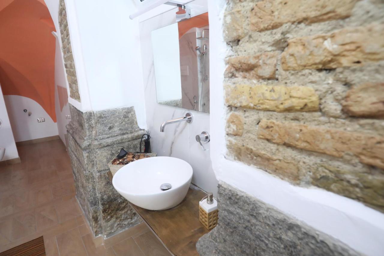L'Antico Borgo Angioino Apartment Napoli Ngoại thất bức ảnh