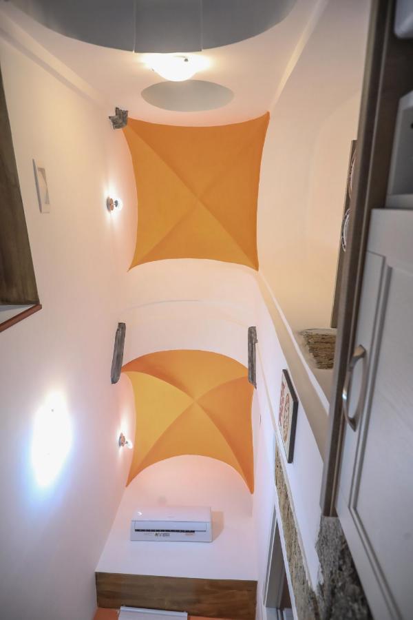 L'Antico Borgo Angioino Apartment Napoli Ngoại thất bức ảnh