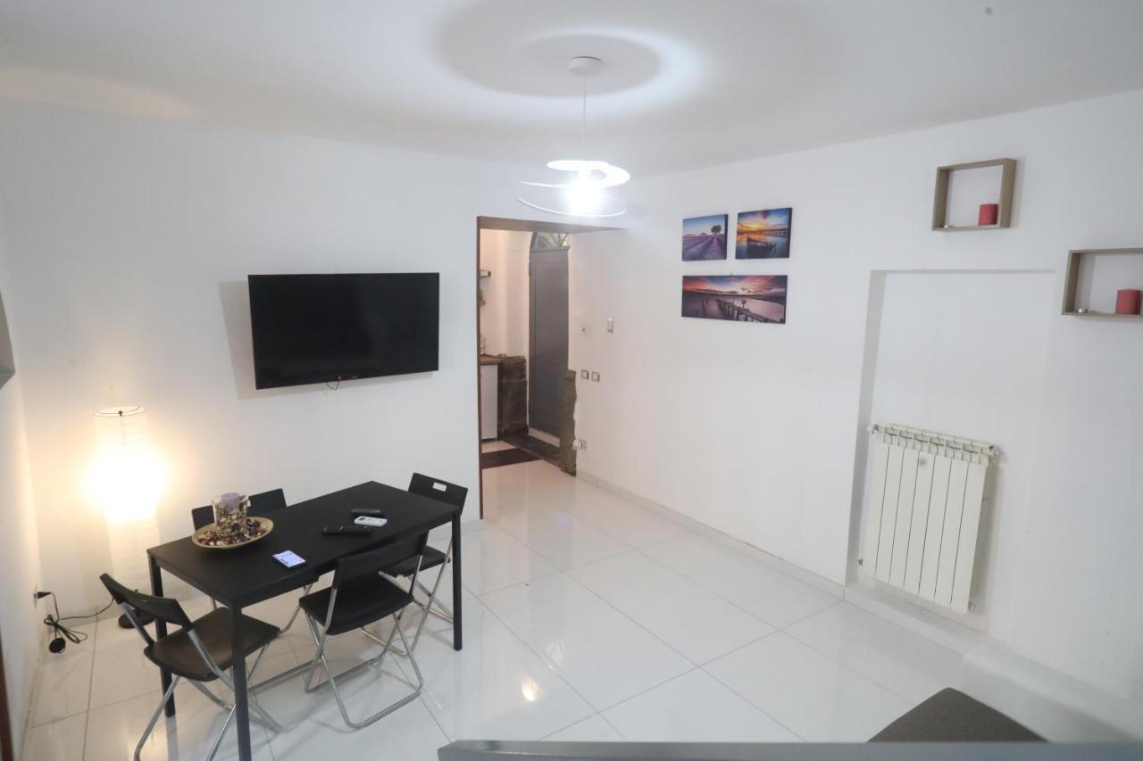L'Antico Borgo Angioino Apartment Napoli Ngoại thất bức ảnh