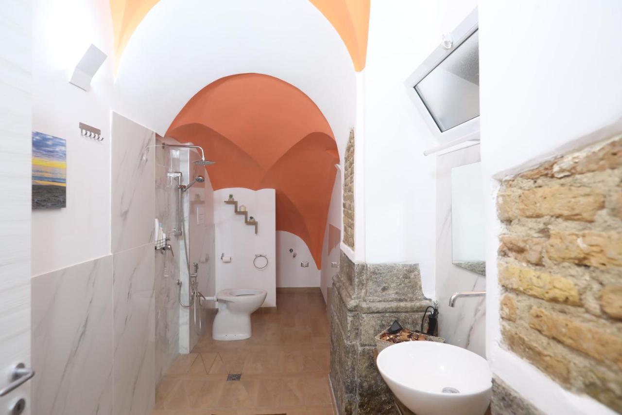 L'Antico Borgo Angioino Apartment Napoli Ngoại thất bức ảnh
